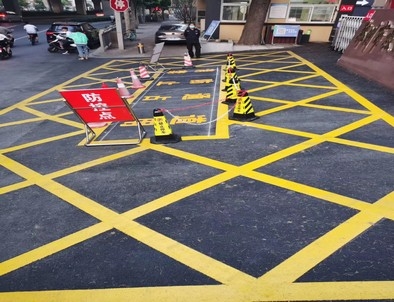 天津天津厂区划线，园区停车场划线，车库标识标线